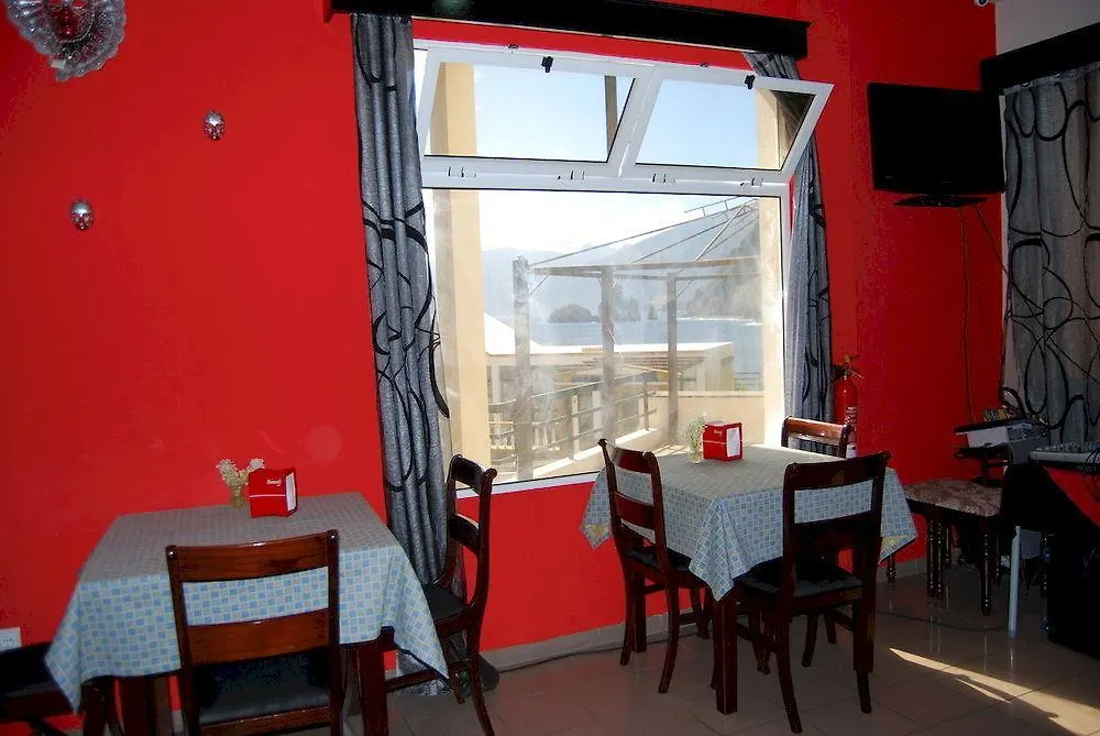 Residencial Atlantico Otel Porto Moniz Portekiz